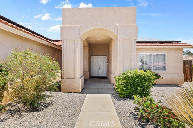 Detail Gallery Image 9 of 39 For 12800 Miracle Hill Rd, Desert Hot Springs,  CA 92240 - 3 Beds | 2 Baths