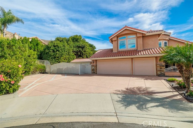 Detail Gallery Image 6 of 63 For 5530 Meadow Lake Lane, Yorba Linda,  CA 92887 - 4 Beds | 3 Baths