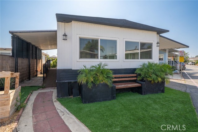 Detail Gallery Image 3 of 24 For 1661 Puente Ave #15,  Baldwin Park,  CA 91706 - 2 Beds | 1 Baths