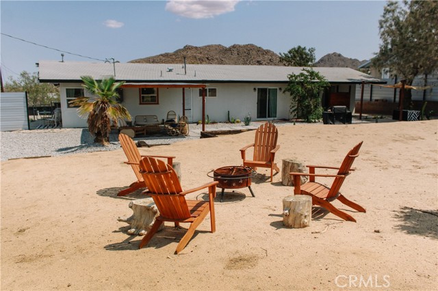 6884 Park Boulevard, Joshua Tree, California 92252, 2 Bedrooms Bedrooms, ,1 BathroomBathrooms,Residential,For Sale,6884 Park Boulevard,CRJT23134452