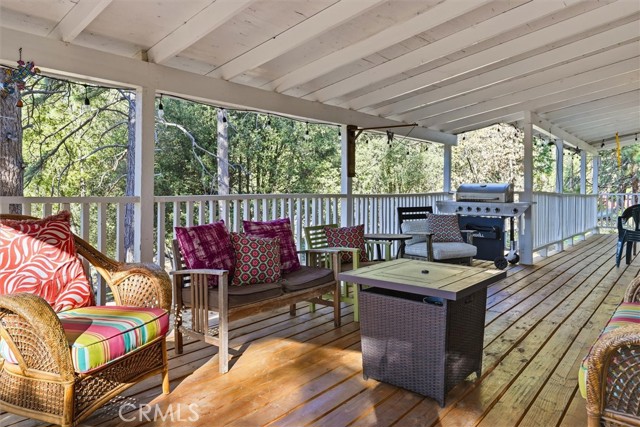 50740 Chu Ranch Road, Oakhurst CA: https://media.crmls.org/medias/6800a6ca-061e-4091-912e-4a7fe83cc425.jpg