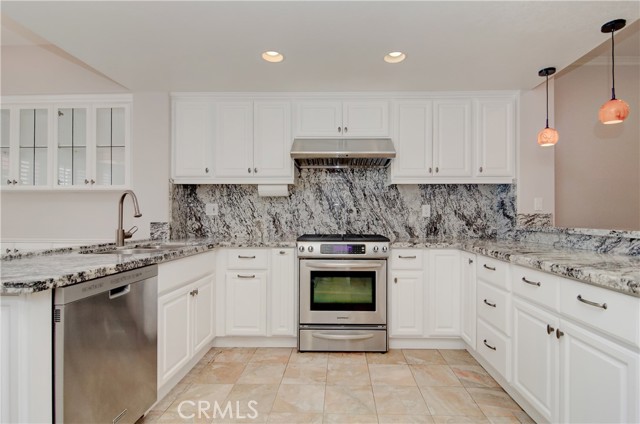 MLS# OC23079643