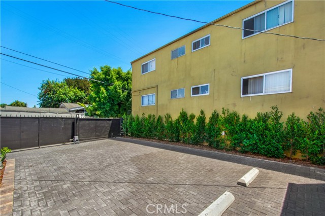 Detail Gallery Image 16 of 33 For 5512 Long Beach Bld, Long Beach,  CA 90805 - – Beds | – Baths