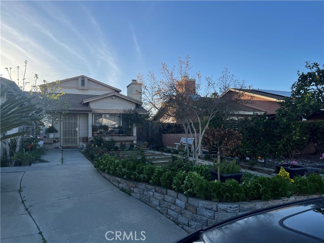 7857 Embry Pt, San Diego CA: https://media.crmls.org/medias/680239f1-5cef-4a3e-871b-fe63d62984b6.jpg