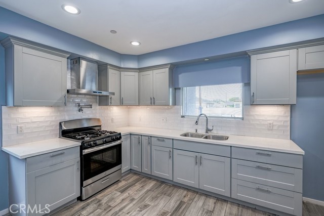 Detail Gallery Image 4 of 21 For 6719 1/2 Vineland, North Hollywood,  CA 91606 - 3 Beds | 2 Baths