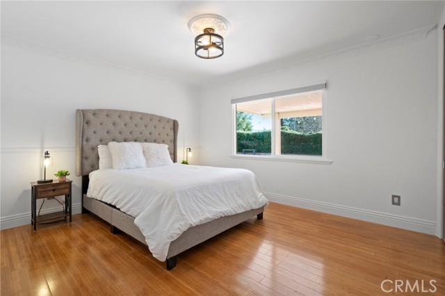 Detail Gallery Image 11 of 20 For 23800 Mobile St, West Hills,  CA 91307 - 4 Beds | 2/1 Baths