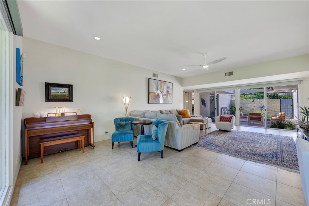 MLS #CV25252967 image #12