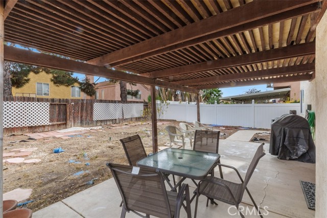 Detail Gallery Image 24 of 28 For 16588 War Cloud Dr, Moreno Valley,  CA 92551 - 4 Beds | 2/1 Baths