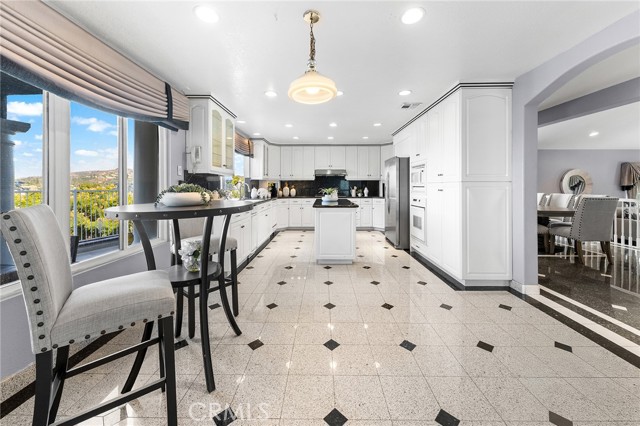 Detail Gallery Image 10 of 57 For 15331 Lillian Pl, Hacienda Heights,  CA 91745 - 5 Beds | 5 Baths