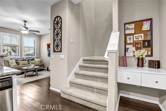 Detail Gallery Image 8 of 15 For 2245 Rolling River Ln #2,  Simi Valley,  CA 93063 - 3 Beds | 3 Baths