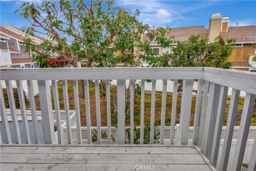 MLS #OC25237972 image #12