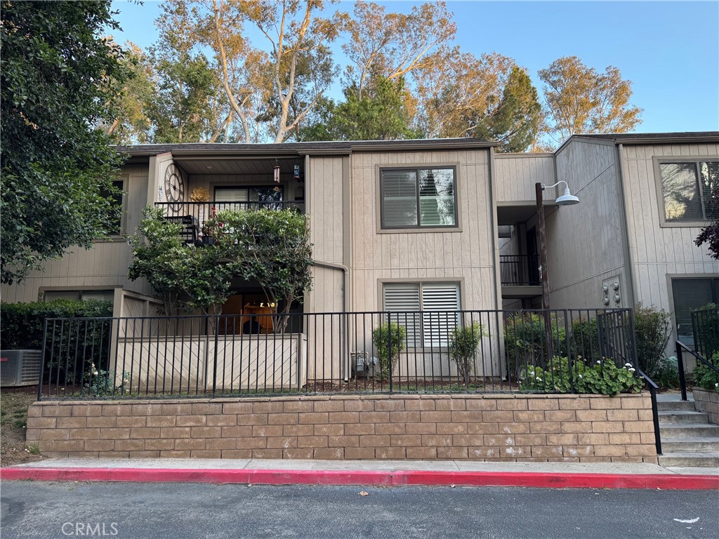 600 Central Avenue #323