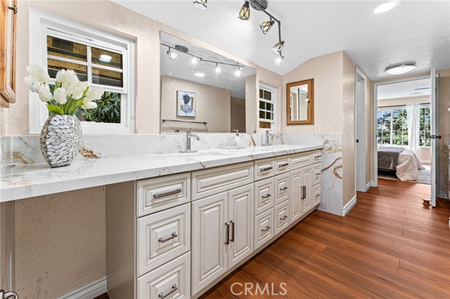 Detail Gallery Image 24 of 48 For 1236 E Sierra Madre, Glendora,  CA 91741 - 5 Beds | 3 Baths