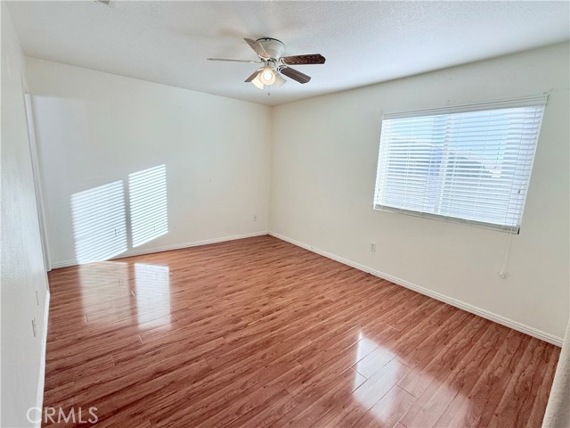 Detail Gallery Image 10 of 27 For 14421 El Grande Way, Victorville,  CA 92394 - 3 Beds | 2 Baths