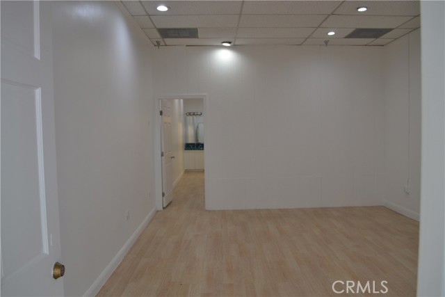 916 W Burbank Boulevard, Burbank, California 91506, ,Commercial Lease,For Rent,916 W Burbank Boulevard,CRSR25070336