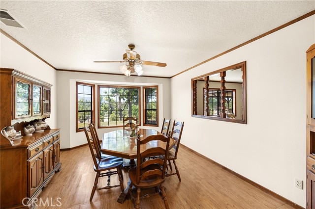 Image 24 of 58 For 41050 Mesa Robles Circle