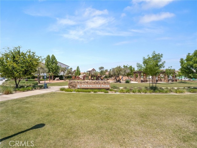 Detail Gallery Image 49 of 51 For 428 Expedition Way, Madera,  CA 93636 - 4 Beds | 3/1 Baths