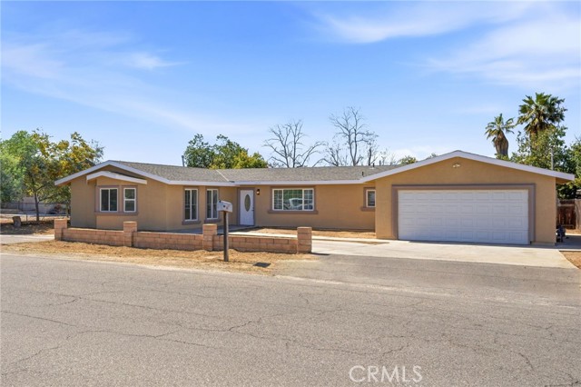 Detail Gallery Image 2 of 30 For 27031 Yale, Hemet,  CA 92544 - 3 Beds | 2 Baths