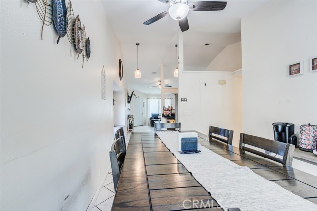 Detail Gallery Image 15 of 31 For 108 Oaktree Dr, Perris,  CA 92571 - 2 Beds | 2 Baths