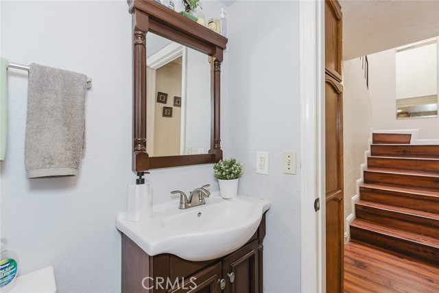 11827 Loma Drive, Whittier CA: https://media.crmls.org/medias/680a5d27-88c5-437d-8307-7e843b5c9b1d.jpg