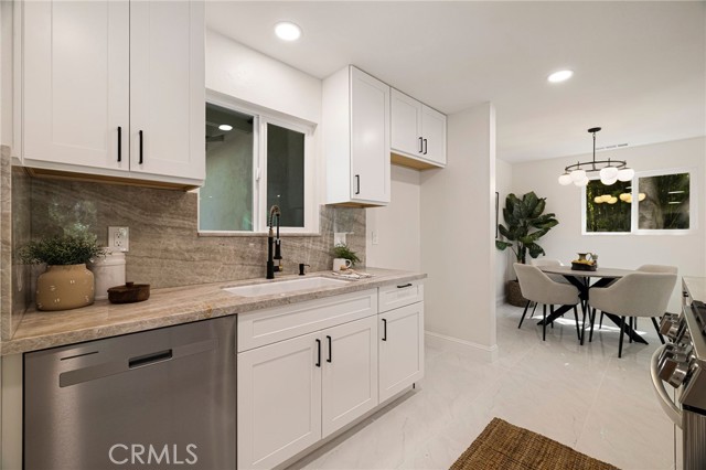 Detail Gallery Image 8 of 62 For 1482 Hawthorne Ave, Chico,  CA 95926 - 3 Beds | 2 Baths