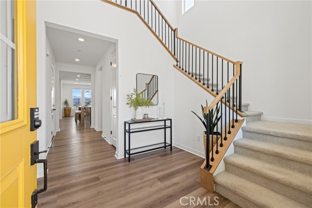 28528 Wildflower Terrace, Castaic CA: https://media.crmls.org/medias/680a98cb-5875-4f19-8814-9c9d84298db6.jpg