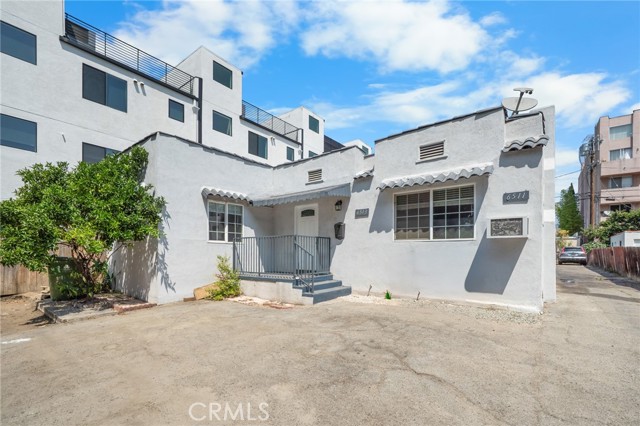 Detail Gallery Image 25 of 29 For 6513 Lexington Ave, Los Angeles,  CA 90038 - 4 Beds | 2 Baths