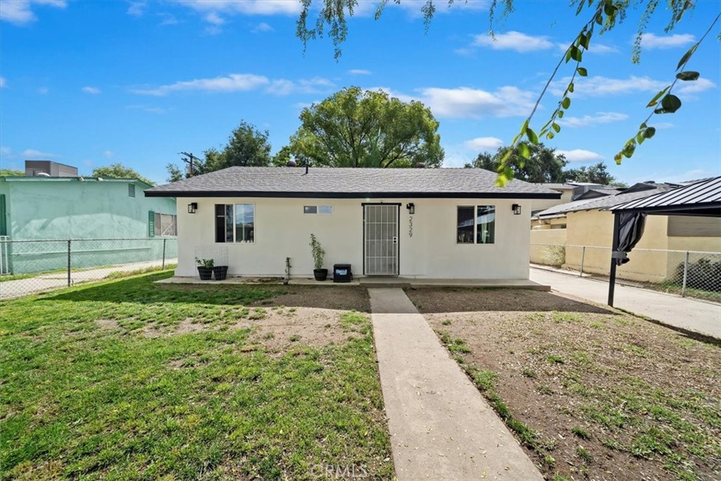 2329 Roxbury Drive