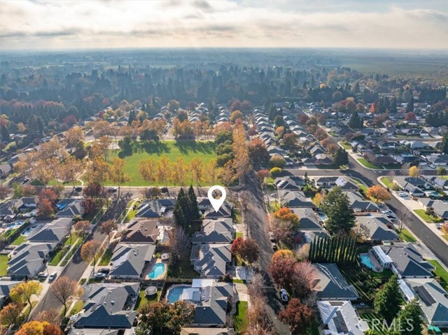 Detail Gallery Image 2 of 52 For 225 Crater Lake Dr, Chico,  CA 95973 - 4 Beds | 3 Baths