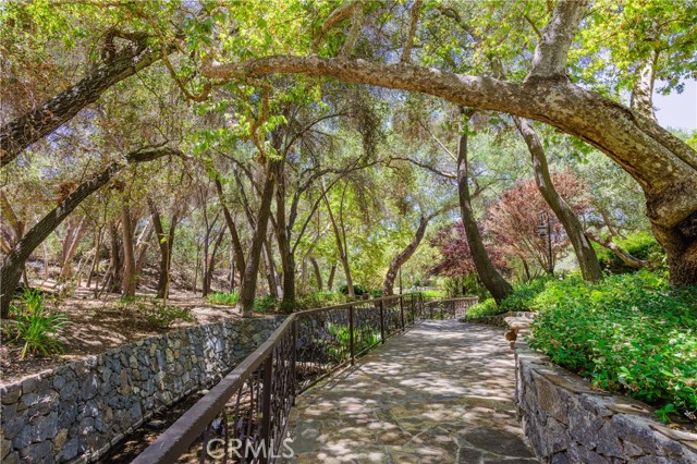 45200 Oak Manor Ct, Temecula CA: https://media.crmls.org/medias/680d8e44-ef0b-4be4-85d1-432b0f66d77a.jpg