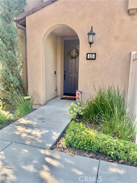 Detail Gallery Image 1 of 33 For 435 Golden Bear Ln, Upland,  CA 91786 - 4 Beds | 2/1 Baths