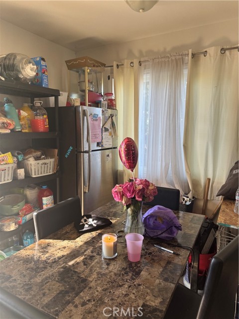 Detail Gallery Image 6 of 13 For 2135 Down, Riverside,  CA 92507 - – Beds | – Baths