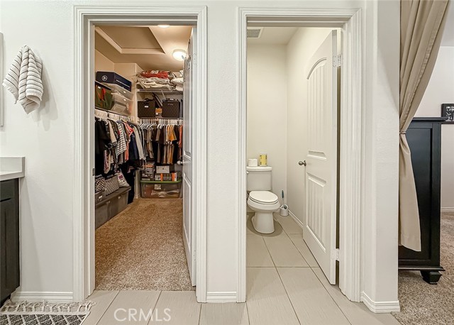 26707 Lexington Lane, Saugus CA: https://media.crmls.org/medias/680f32a3-6292-44a2-914d-659caf0501d6.jpg