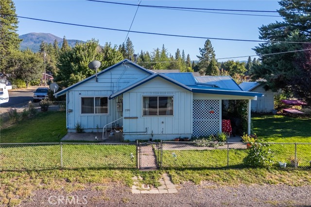 Detail Gallery Image 4 of 35 For 37219 Bue Way, Burney,  CA 96013 - 2 Beds | 1 Baths