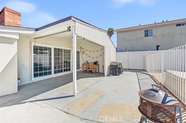 10989 Mascarell Avenue photo 26