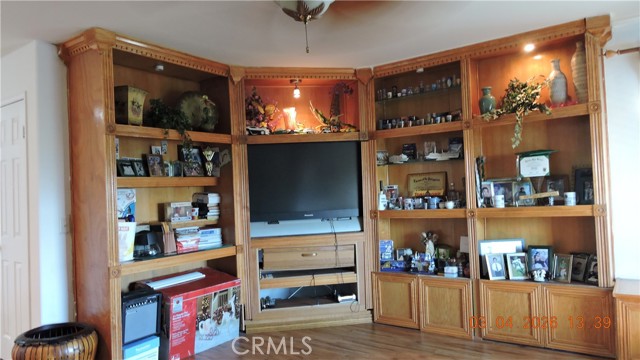 Detail Gallery Image 32 of 56 For 1855 Old Baldy, Upland,  CA 91784 - 4 Beds | 2/1 Baths