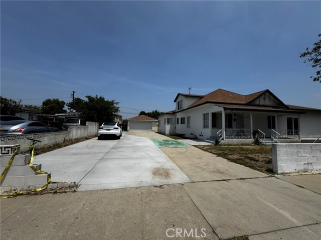 257 E Marker, Long Beach CA: https://media.crmls.org/medias/68119ea7-aa5a-43fd-a190-ac714aa3e6d3.jpg