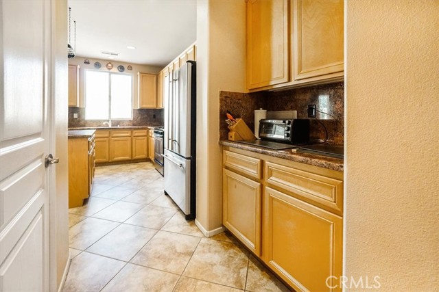 Detail Gallery Image 13 of 66 For 1562 Tabor Creek, Beaumont,  CA 92223 - 2 Beds | 2 Baths