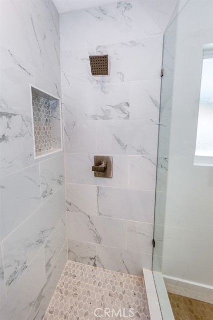 Detail Gallery Image 29 of 31 For 22016 Schoolcraft St, Canoga Park,  CA 91303 - 3 Beds | 2 Baths