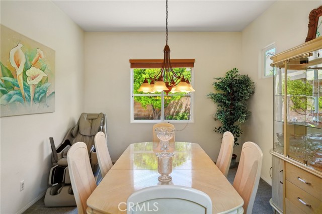 13856 Casablanca Court, Eastvale CA: https://media.crmls.org/medias/68135887-edbc-435d-816f-49214411c92d.jpg