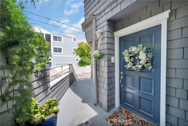 653 Manhattan Beach Blvd., Manhattan Beach, California 90266, 2 Bedrooms Bedrooms, 0 ,2 BathroomsBathrooms,Residential,For Sale,Manhattan Beach Blvd.,0,SB26112848