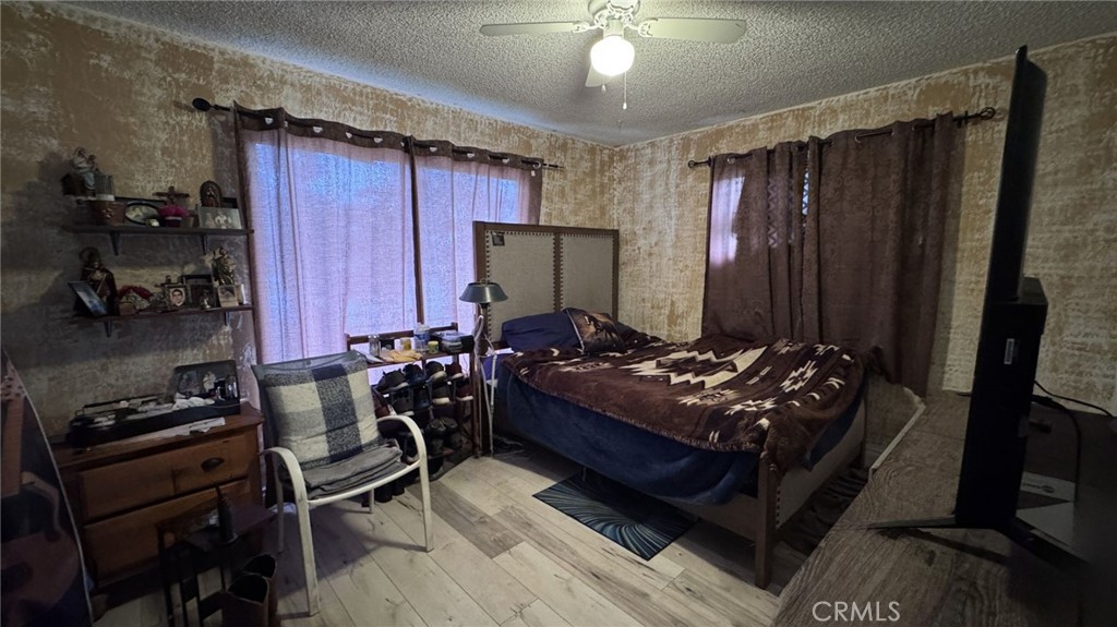 https://media.crmls.org/medias/68150376-9ea6-4ac0-b86a-7bb2f30bf285.jpg?preset=X-Large