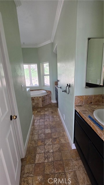 Detail Gallery Image 12 of 21 For 49350 Squaw Peak Ct, Aguanga,  CA 92536 - 2 Beds | 2/1 Baths