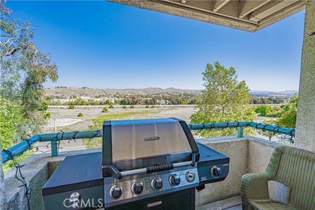 Detail Gallery Image 20 of 28 For 18111 Erik Ct #445,  Canyon Country,  CA 91387 - 2 Beds | 2 Baths