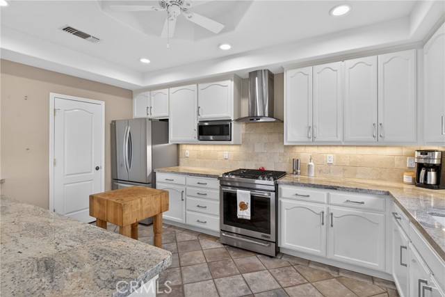 Detail Gallery Image 11 of 72 For 193 Blossom Ct, Paso Robles,  CA 93446 - 3 Beds | 2 Baths