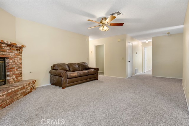 Detail Gallery Image 6 of 21 For 230 Kennedy Ct, Ridgecrest,  CA 93555 - 2 Beds | 2 Baths