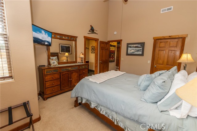 Detail Gallery Image 19 of 44 For 39255 Seminole, Fawnskin,  CA 92333 - 5 Beds | 4/1 Baths