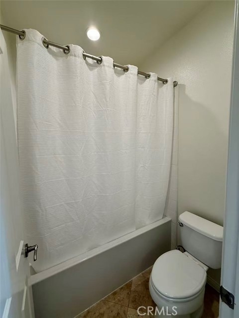 Detail Gallery Image 16 of 22 For 310 Bronze, Irvine,  CA 92618 - 3 Beds | 2/1 Baths