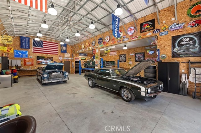 16850 Nandina Avenue, Riverside CA: https://media.crmls.org/medias/6819f521-2d30-4d1f-9baf-761ffc1ba33d.jpg