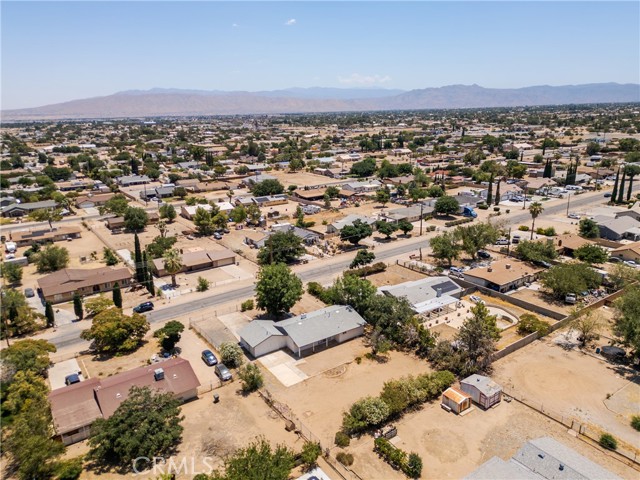 Detail Gallery Image 35 of 38 For 10004 Oakwood Ave, Hesperia,  CA 92345 - 2 Beds | 2 Baths